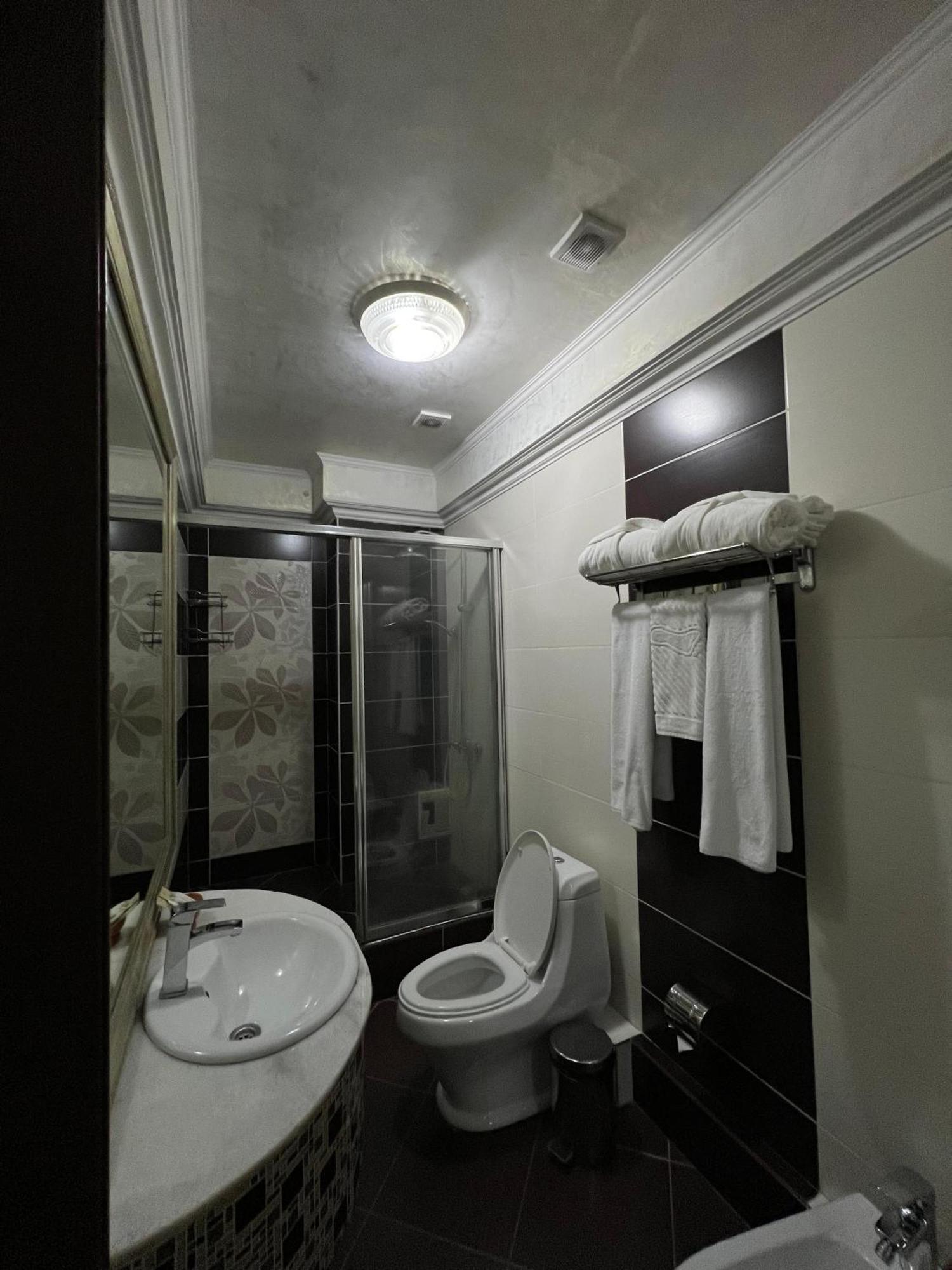 Sary Arka Hotel Çimkent Oda fotoğraf